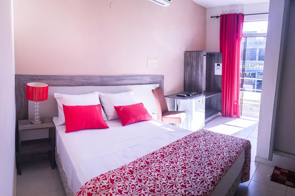 ホテル Canarias Bed & Breakfast サン・ロレンソ エクステリア 写真